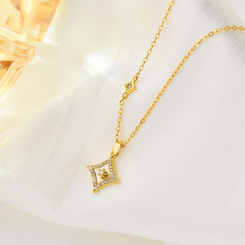 Vierzackige Stern-Halskette mit Nischendesign, Schlichtes und luxuriöses Temperament, Exquisite Schlüsselbeinkette, Neuer Stil