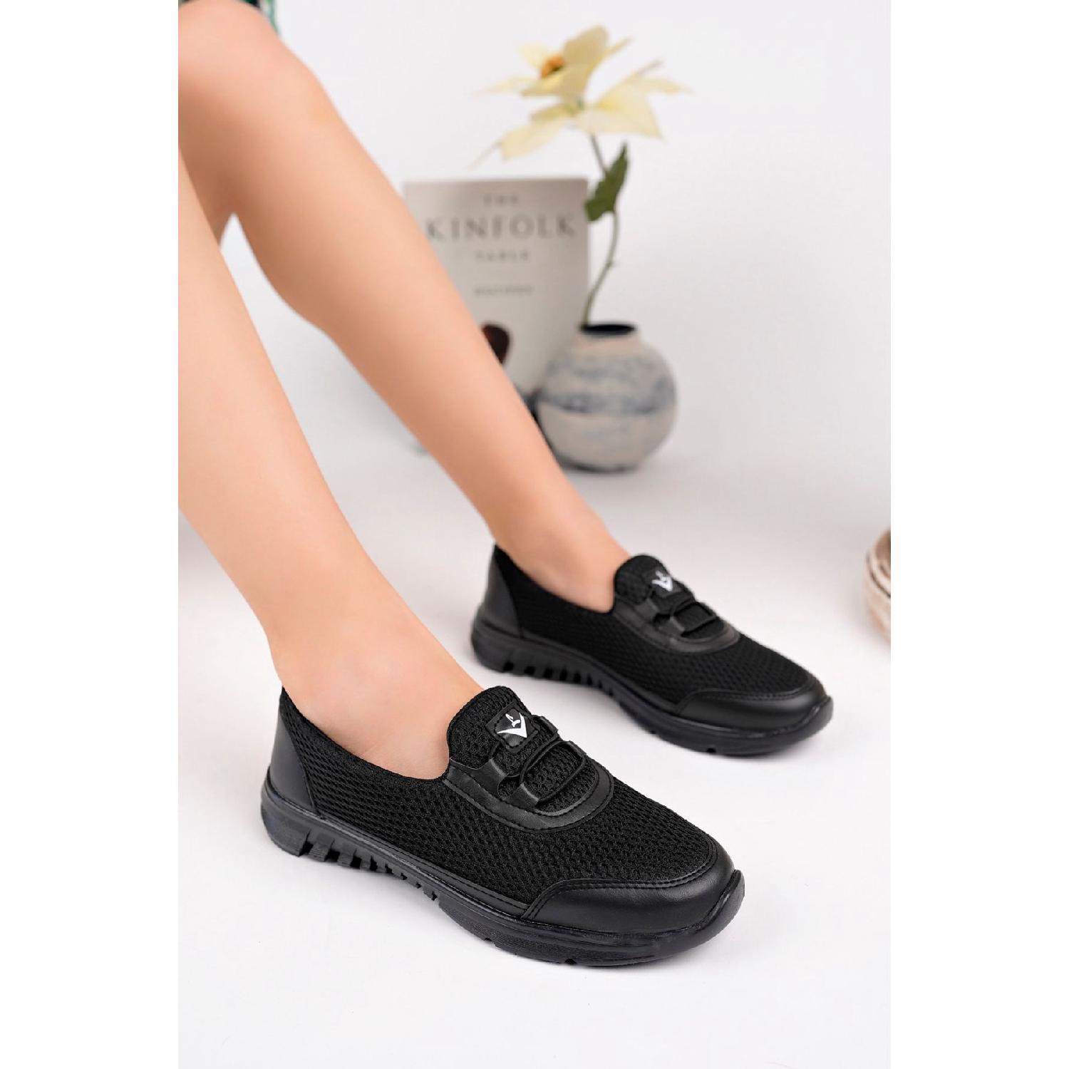 

Women Sports Flat Shoes Light Orthopedic Base Mother Shoes 37 чорний