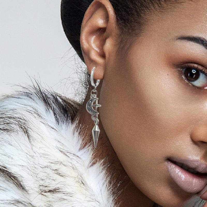 Gothic Spikes Earrings with Moon and Star Pendant Comfortable Ear Hoops Stylish Punk Accessories for Women Man