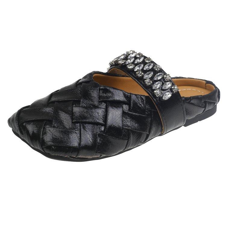 

Летние женские шлепанцы с плоской подошвой и полузакрытой пяткой в европейском и американском стиле 2025 года, сандалии с квадратным носком и стразами 35 чёрный