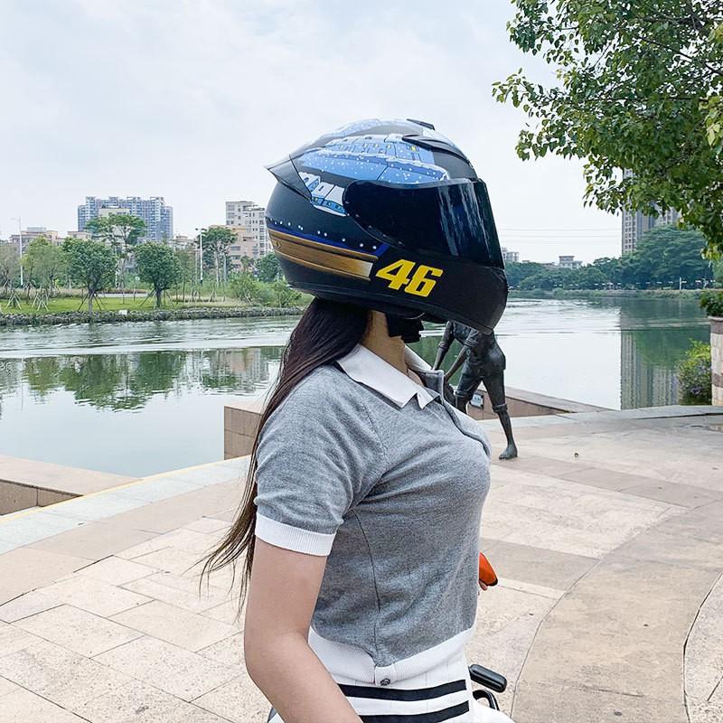 Full Face Motorcycle Helmet Men Women ABS Material 3C Certified All Season Universal Riding