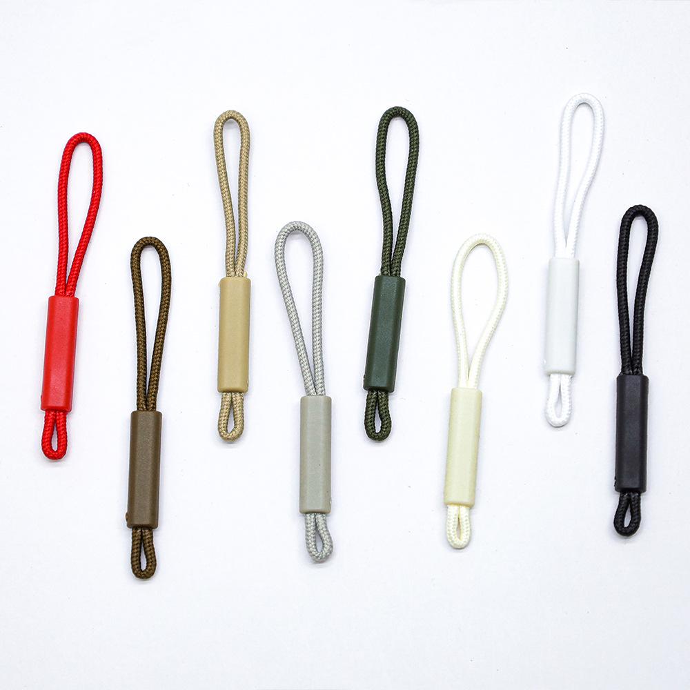 18-teiliges Rucksack-Set mit doppelt freiliegenden Reißverschlussschiebern