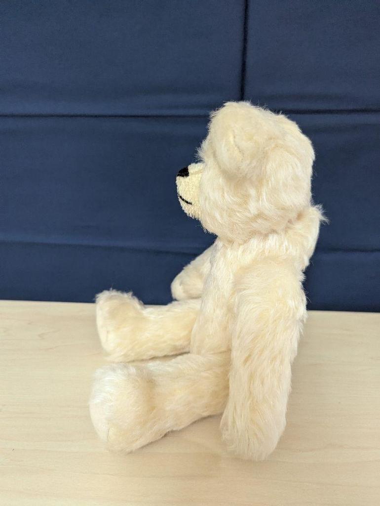 [USED] Handmade cream-colored teddy bear, 25cm