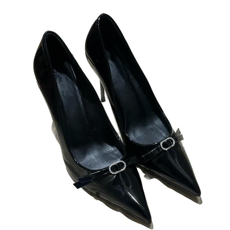 Rhinestone bow black high heels women's 2025 new autumn and winter pointed head thin heel patent leather imperial sister sexy single shoes