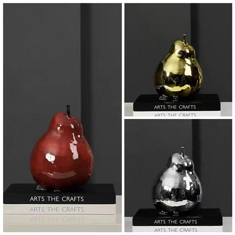 Golden Pear Resin Handicraft Simulated Fruit Sculpture Abstract Pear Decorative Figurines Home Decoration Accessories