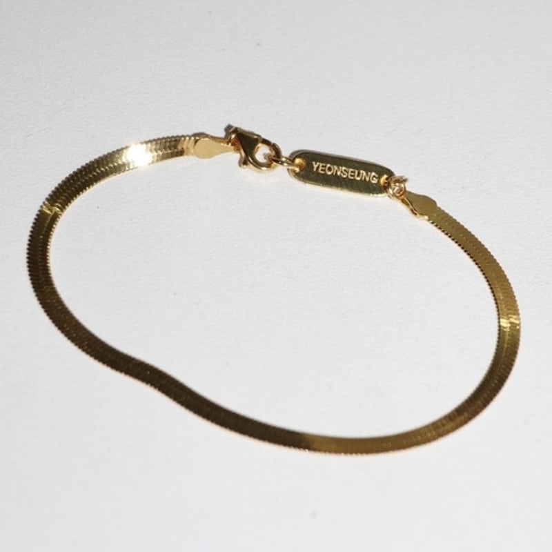 YEONSEUNG Gold Flat Bracelet