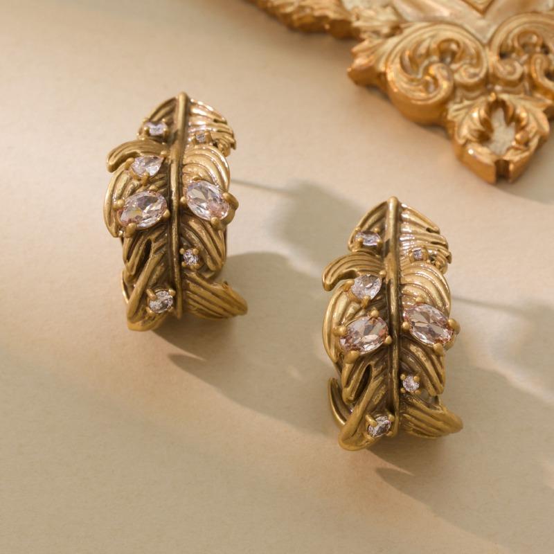 Medieval Vintage Niche Design Fashionable High-End Stud Earrings Brass Material Inlaid With Colored Zircon Autumn And Winter Retro
