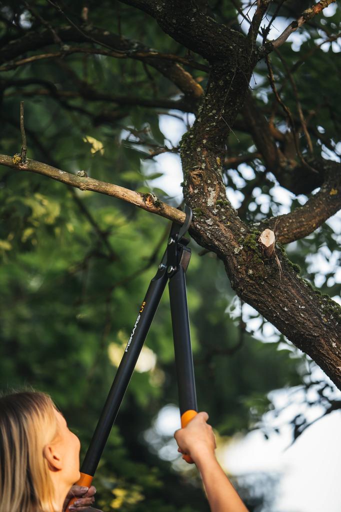 Fiskars Powergear Sekator Ogrodowy Nożycowy Dwuręczny Do Gałęzi Krzewów L78