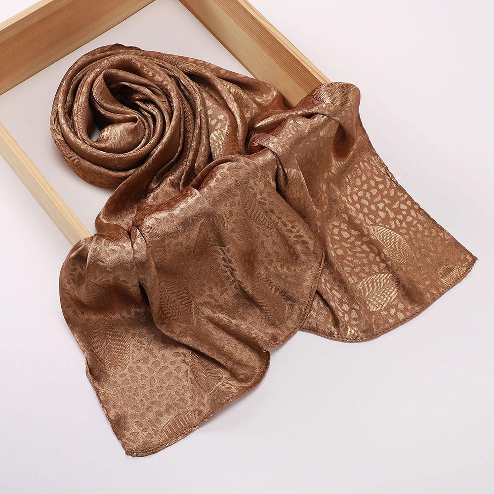 High Quality Premium Satin Hijab Leaf Print Hijab Plain Malaysia Women Scarf Satin Shawl Luxury Silk Satin Wrap