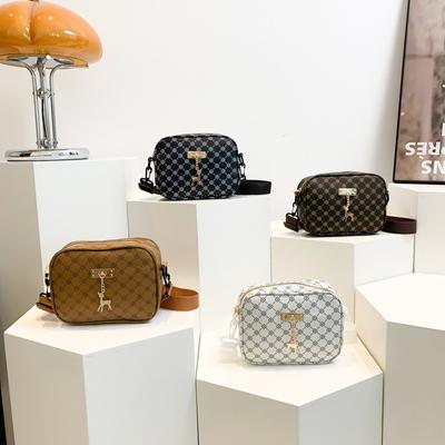 Casual Chain Small Bag for Women's Summer New Trendy Fashionable Fashionable Niche Design Beautiful One-shoulder Crossbody Bag