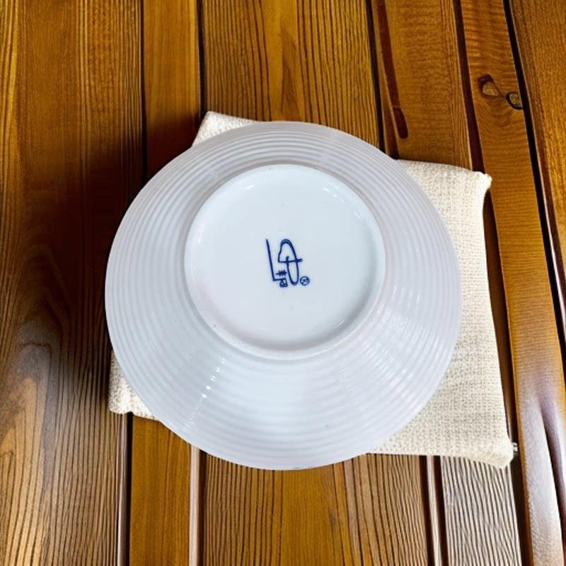 Retro Blue and White Porcelain Noodle Bowl for Creative Dishes: Zha Jiang Mian, Maocai, Liangpi, Chuan Chuan, or Boiled Fish.