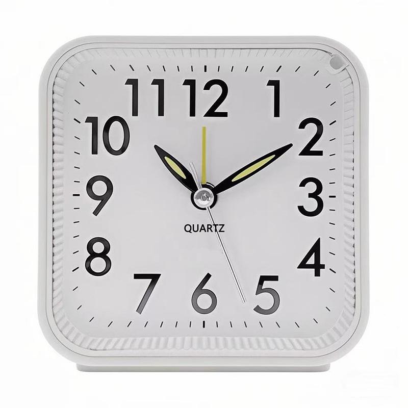

Креативный квадратный маленький будильник Модный бесшумный светящийся будильник Прикроватные часы 8cm