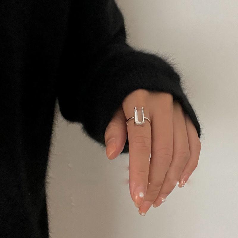 Inspired Design New Transparent Rectangular Opening Adjustable Ring French Luxury Ladies Banquet Engagement Jewelry