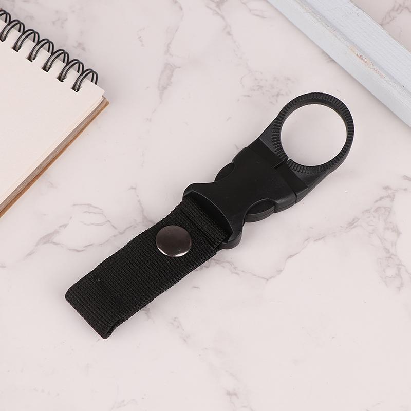 Tragbare Wasserflasche Aufhängeschnalle Mineralwasser-Clip-Schnalle Outdoor Taktisches Nylon Getränkeflaschen-Gurtband Aufhängung