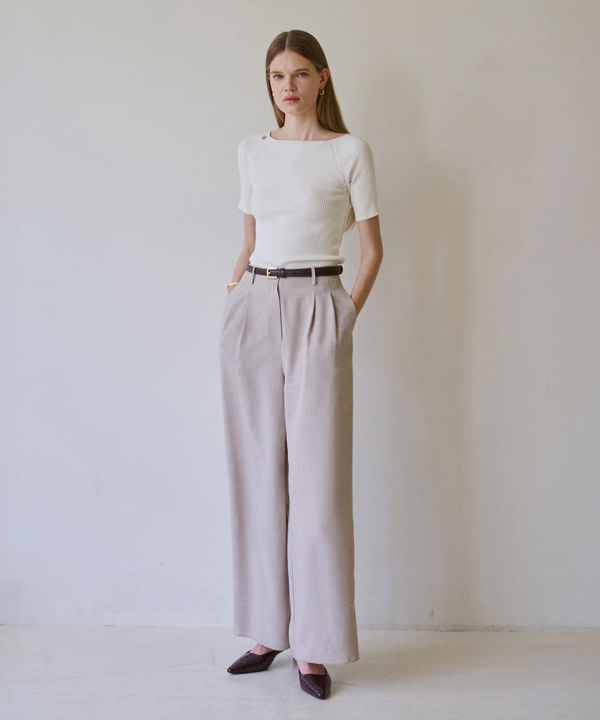 Illoje Two-Way Off-Shoulder Knit (Ivory)