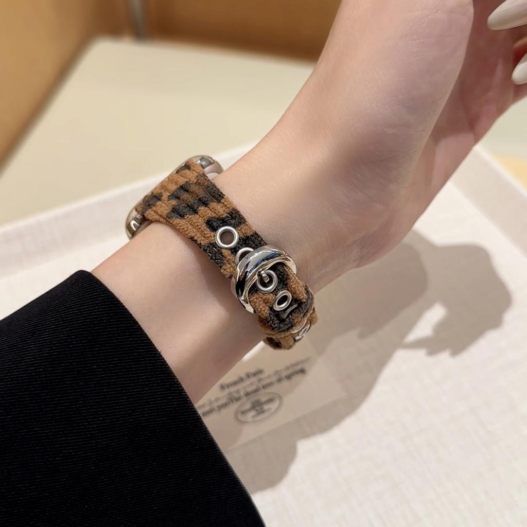 Luxuriöses Armband mit Leopardenmuster für Apple Watch Armband 46mm 41 38 40 44 42 45 49 mm Damenarmbänder iWatch Serie 11 10 9 8 7 6 5 SE Ultra 2/3