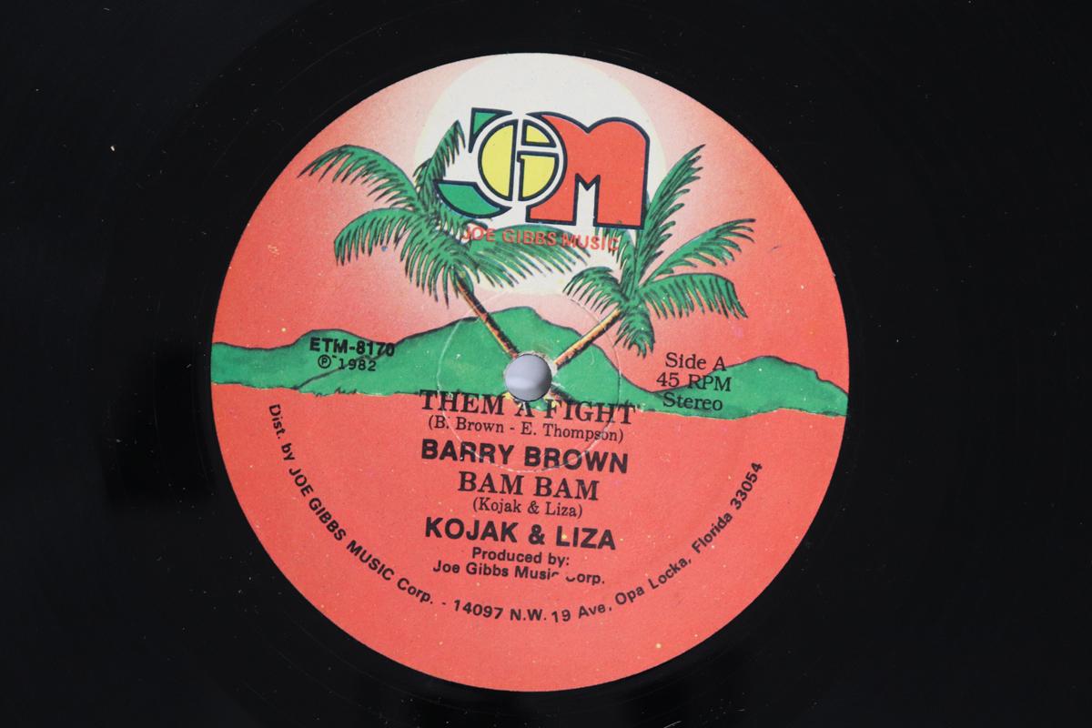 

12inch Record BARRY BROWN / KOJAK & LIZA - Them A Fight / Bam Bam ETM8170 JOE GIBBS MUSIC 1982 US Reggae, Ska & Dub Used