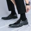 New Fashion Mens Charm Pointed Punk Rivet Mirror Leather Shoes Male Dress Wedding Prom Homecoming Loafers Footwear
