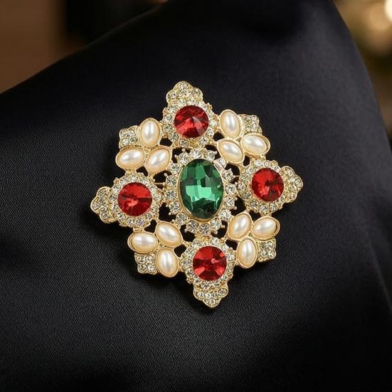Dazzling Brooch High-Saturation Imitation Gemstones Faux Pearls Inlaid Palace Style Brooch Pin Coats Sweaters Scarves Badge