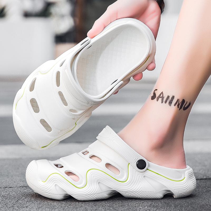 Fashion 2025 Fashion Men Slippers New Summer Slippers Outdoor Beach Slipper Classic Soft Men Garden Slippers Home Women Clogs Slipper