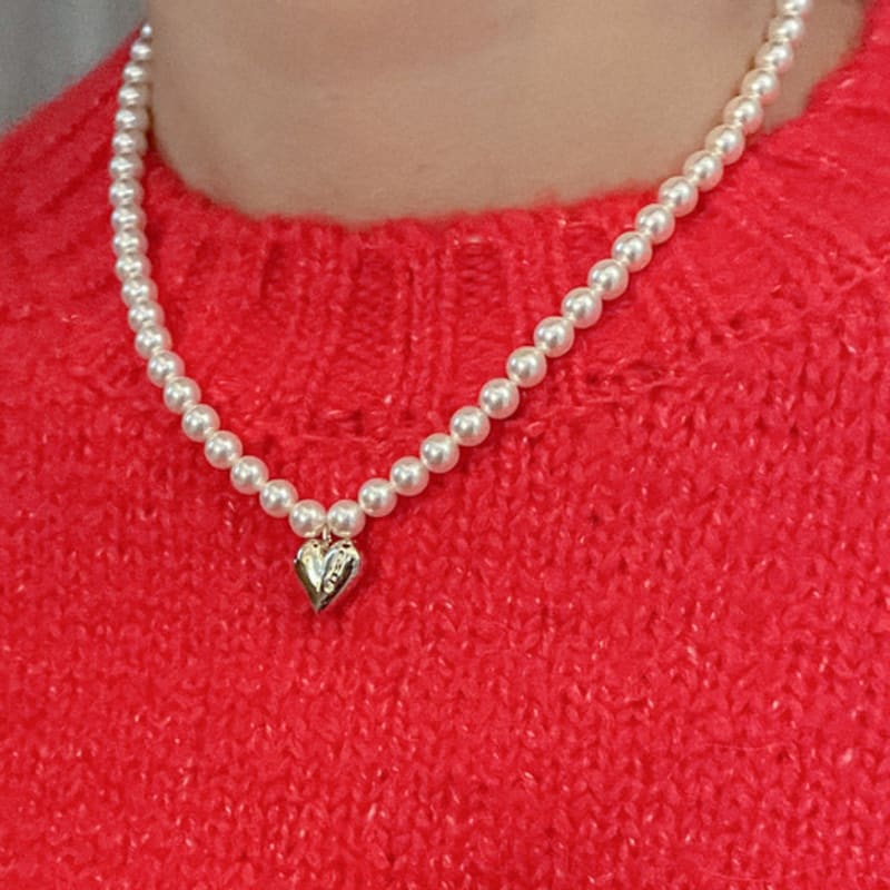 MERRYMOTIVE Vintage Heart with White Pearl Necklace
