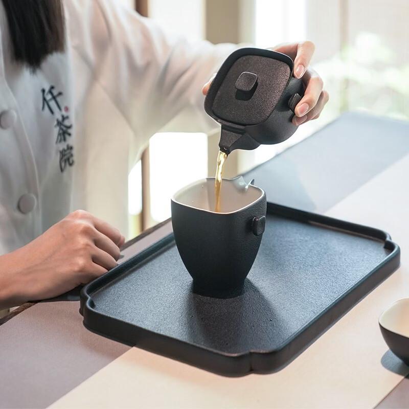 Edenus  Four-sided Reunion  Black Iron Glaze Tea Set