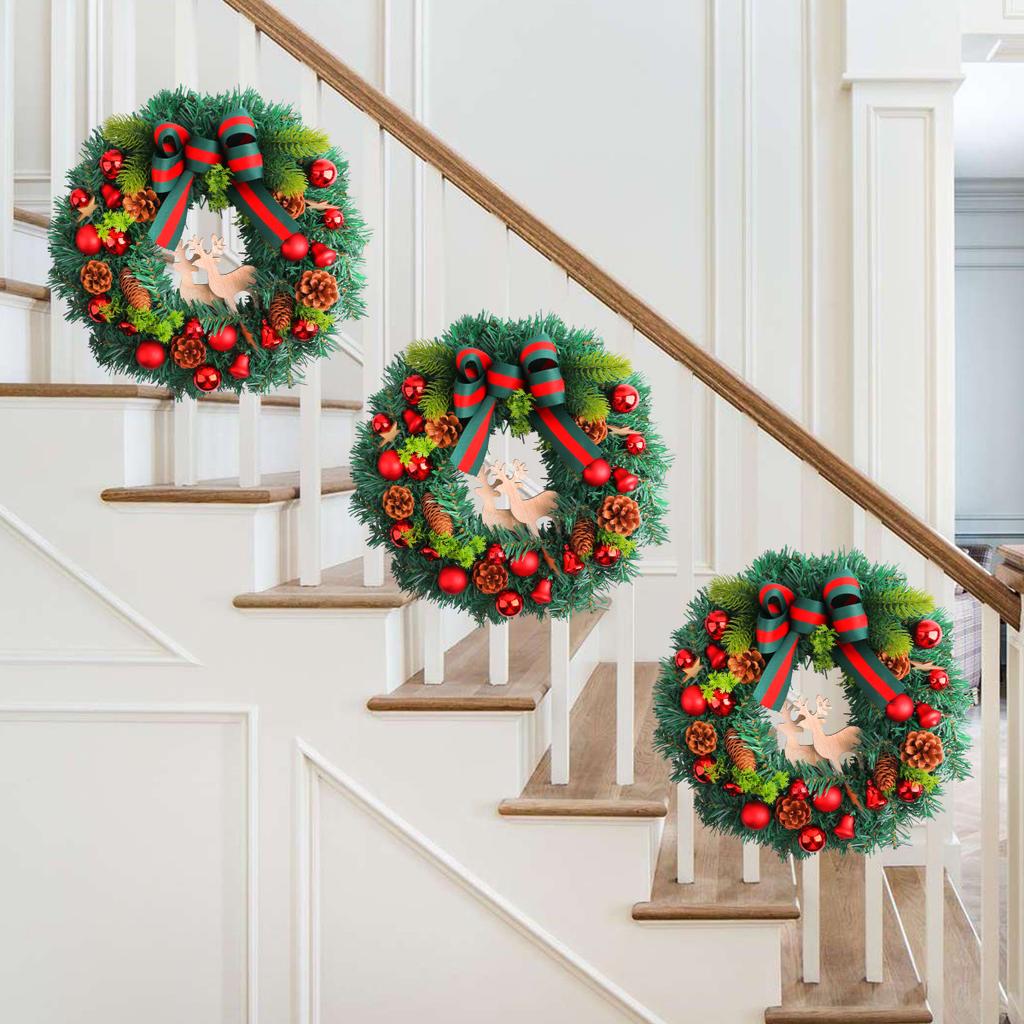 Coroană de Crăciun nou sosită pentru decorul casei, ghirlandă de Crăciun pentru decorul ușii de intrare, coroană de conuri de pin, decorațiuni pentru pomul de Crăciun, decor de Anul Nou