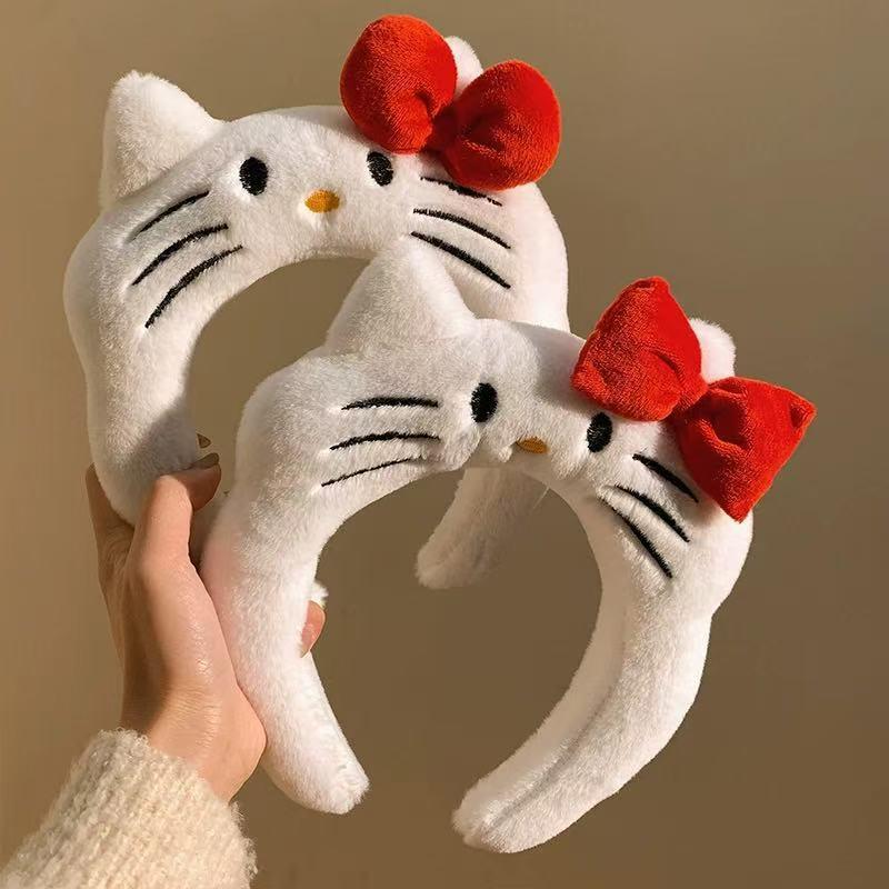 Kuromi Weihnachten Katze Kopfschmuck Plüschpuppe Anhänger für Mädchen