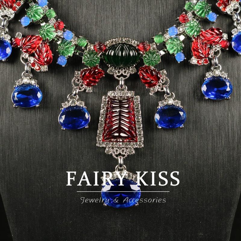 Heavy Industry Exquisite Rhinestone Inlaid with Colorful Leaves Atmospheric High-end Women's Versatile Necklace Earrings Set