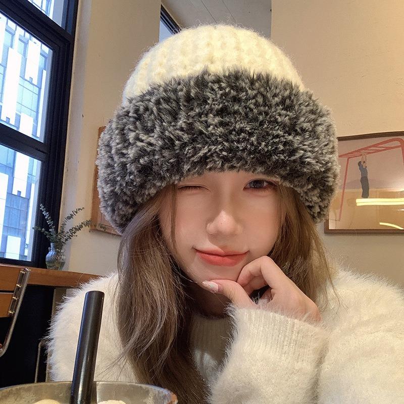 Plush knitted hat women's autumn and winter new big head circumference versatile wool hat showing small face thickened warm hat