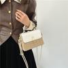 Fashion retro handbag, fashion bag, women's new straw messenger bag, shoulder bag, small square bag.