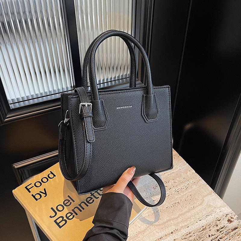 Autumn and Winter New Fashion Style Solid Color Killer Bag Portable Shoulder Oblique Span Women's Bag