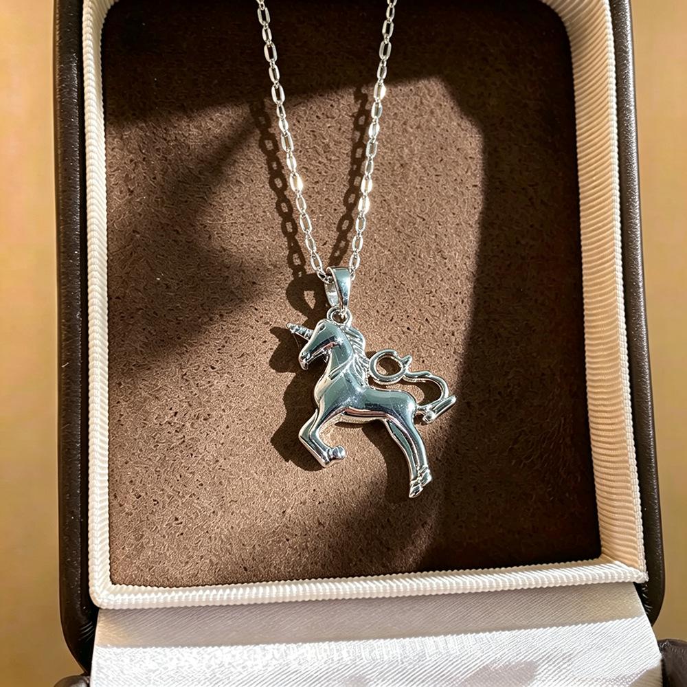 Elegant Luxury Unicorn Pendant Zodiac Necklace for Women
