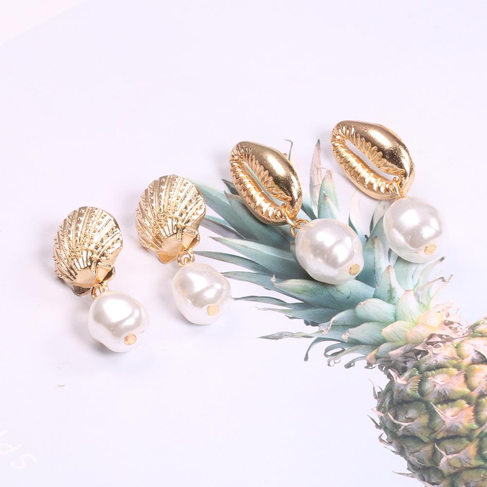Exclusive, Simple Temperament Versatile Pearl Shell Earrings Earrings