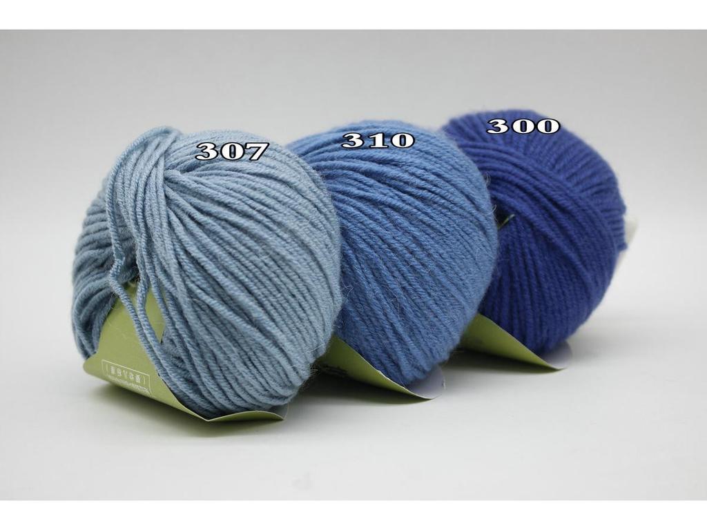 Alpaca Wool Yarn: Soft, Non-Itchy, Hand-Knitted, Medium-Thick for Sweaters