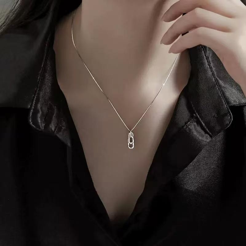 New 925 Silver Necklace Personality Charm Simple Style Geometric Shape Pendant Choker for Women's Exquisite Jewelry