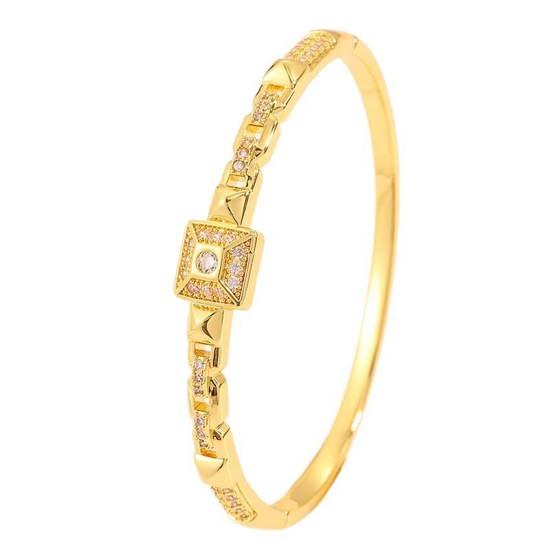 European and American style stainless steel light luxury bracelet geometric rhombus micro-embedded zircon buckle bracelet titanium steel bracelet