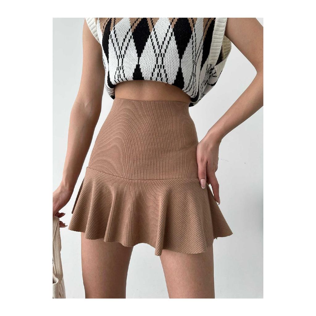 Žebrovaná krátká sukně s volánem