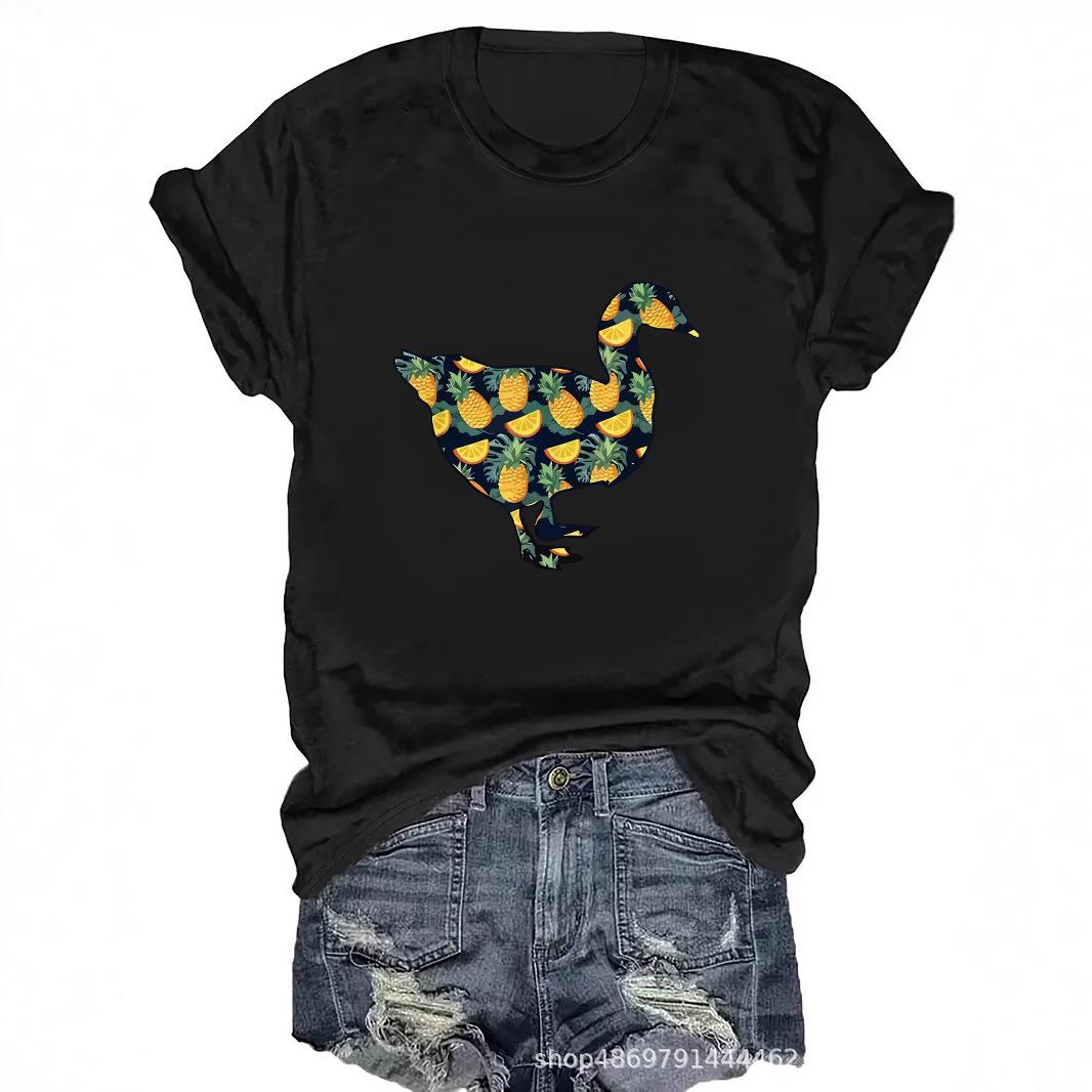 

International Fashion Women s Round Neck T-Shirt Medium