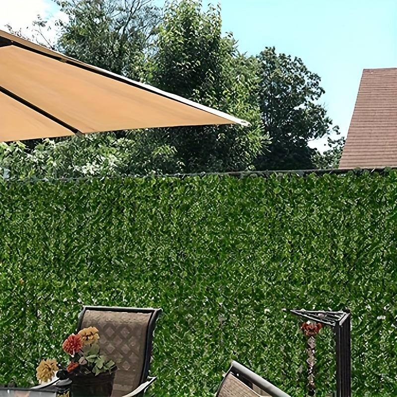Artificial Green Fence Roll - 1pc, 300x100cm, for Outdoor Balcony & Garden Decor with Realistic Leaves, Ideal Christmas Tree Companion & Holiday Gift