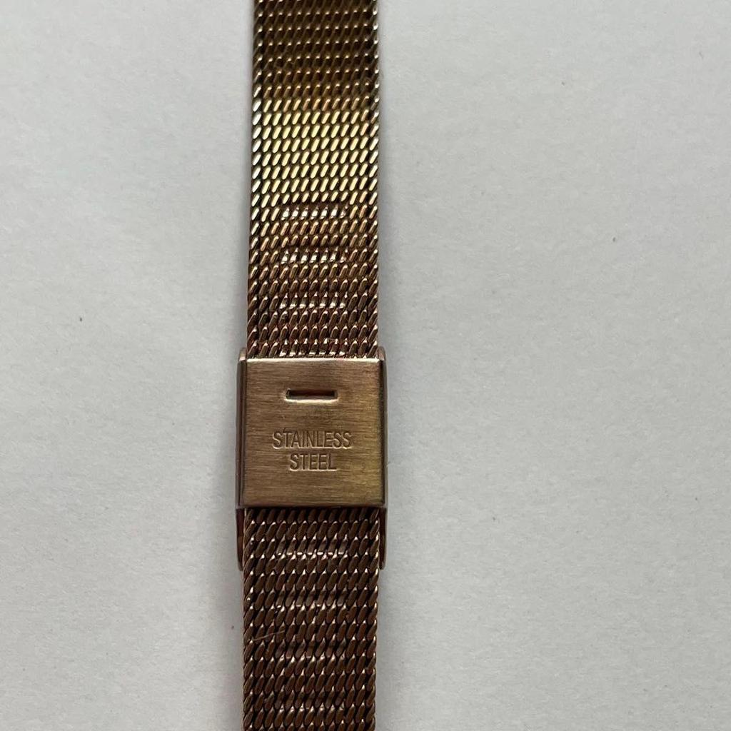 Used MARGARET HOWELL idea Margaret Howell Watch Square Pink Gold Mesh Belt