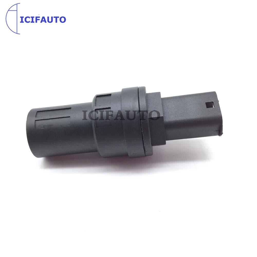 Speedo Sensor For Nissan Renault 19 21 Clio Espace Laguna Megane Trafic Vauxhall VivaroOpel 7700425250 7700414695 7700810043