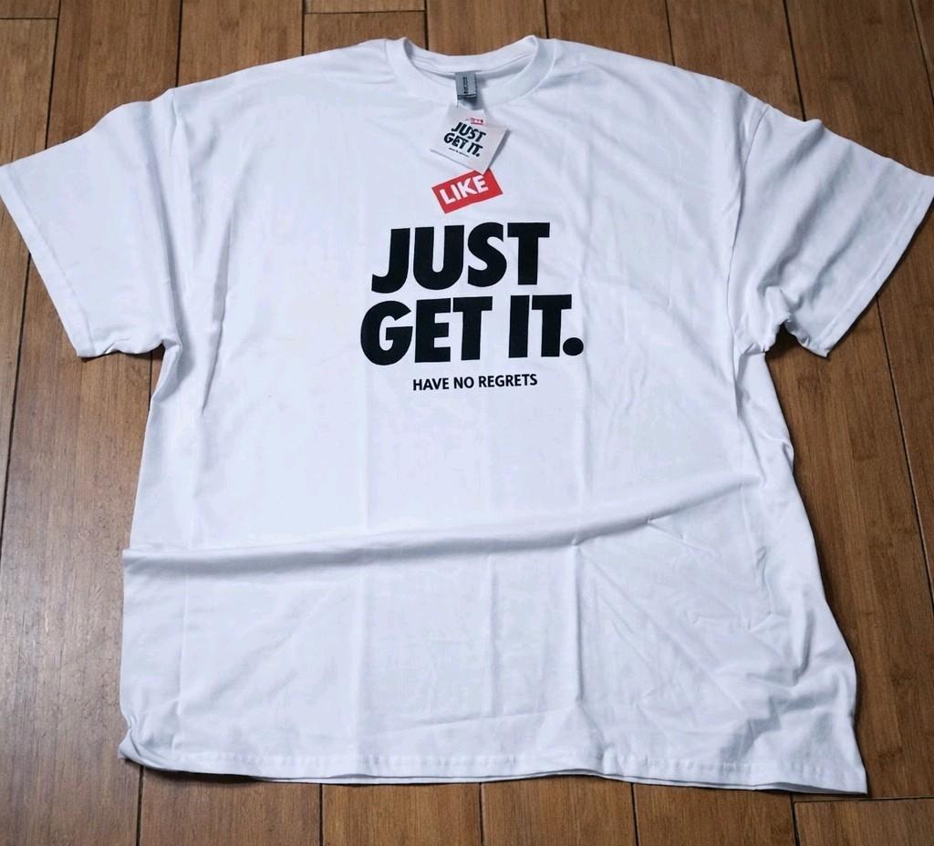 White t-shirts for men graphic Logo. JUST GET IT. HAVE NO REGRETS XXXL