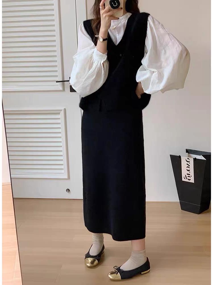 Petite Coffee Wool Midi Skirt for Women - High-Waisted, Slim Fit, Bodycon, A-Line, Raccoon Fur Trim, Perfect for Autumn/Winter