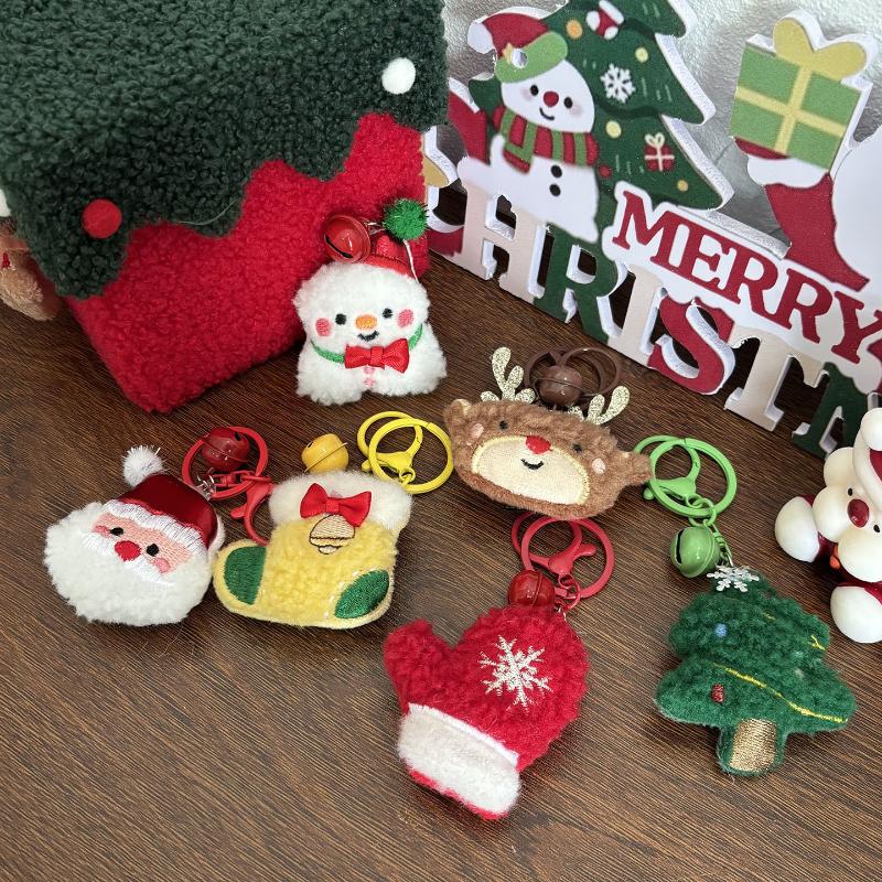 Cute Christmas Plush Doll Keychain Cartoon Santa Claus Snowman Christmas Tree Backpack Pendant Decorative Accessories Gift