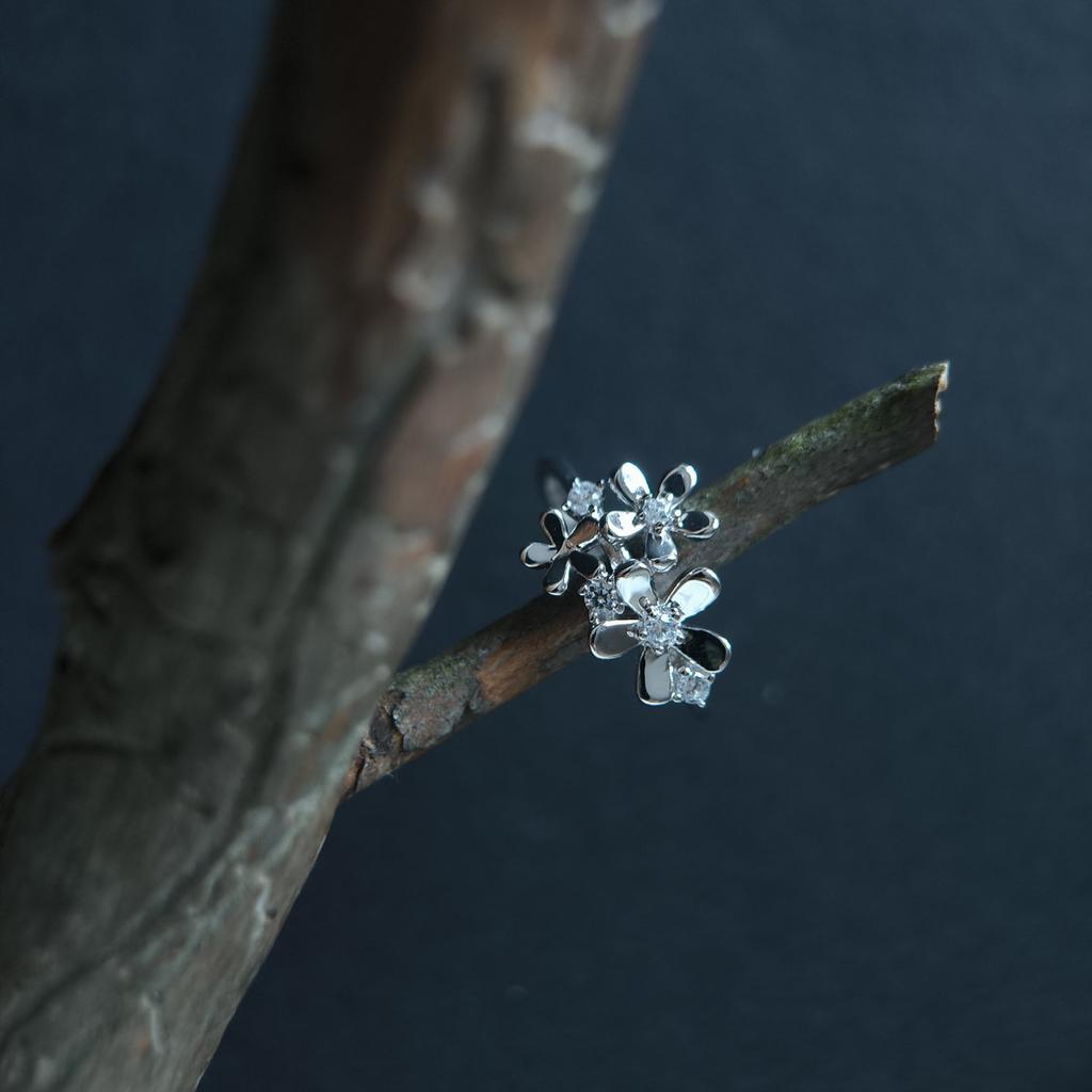 Silver Ring with Cubic Zirkonia, Product Weight 2.56 G (2208020)