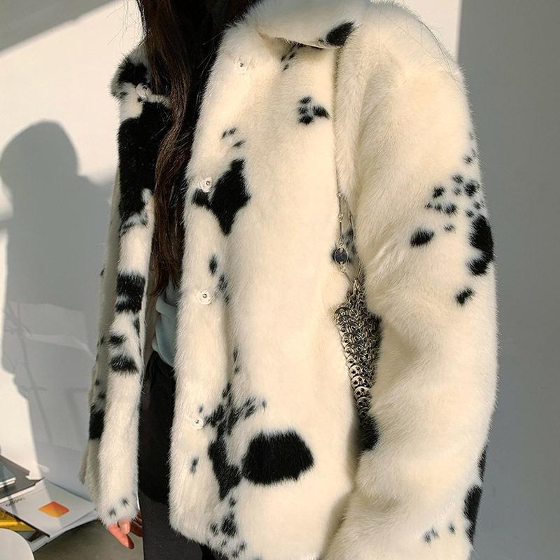 Winter Cotton Imitation Leather Coat for Women, Black and White Cow Pattern Loose Casual Imitation Mink Plush Coat for Women