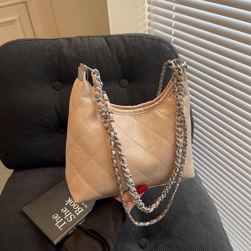 Rhombus Chain Bag Women's Large-capacity 2025 New Messenger Bag Women's Shoulder Underarm Bag Premium Commuter Bag