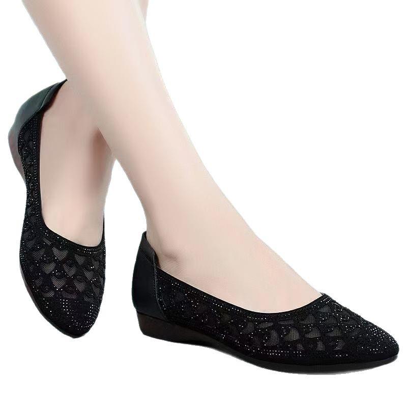 Women's Hollowed Mesh Sandals - 2025 Spring/Summer Fashionable Soft Sole Breathable Flats
