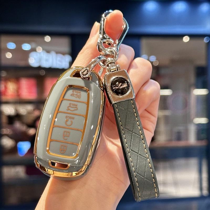 Premium Soft TPU Key Fob Cover with Keychain for Hyundai Palisade 2023 Elantra GT Santa Fe 5 Buttons Car Accessories